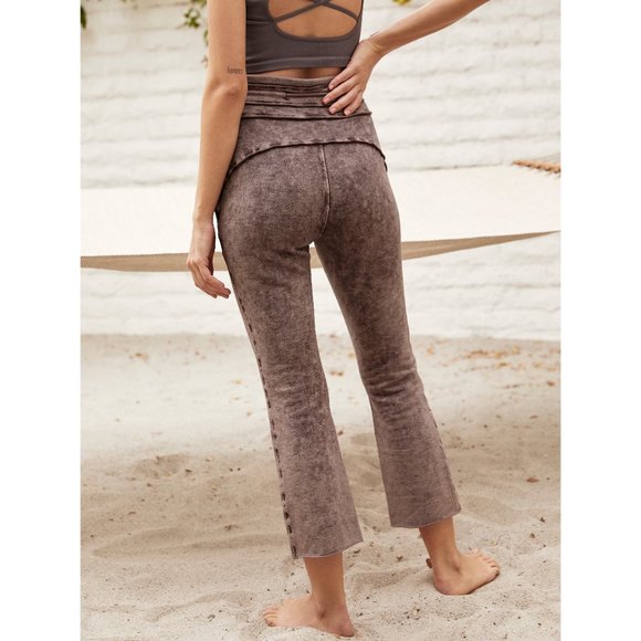 NWT FP Movement Solid Wild Side Flare Leg / Tea - Picture 4 of 6